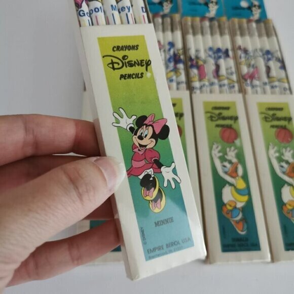 Vintage Disney Character Pencils 5 Packs of 5 Mickey Minnie Daisy Donald SEALED - Picture 2 of 6